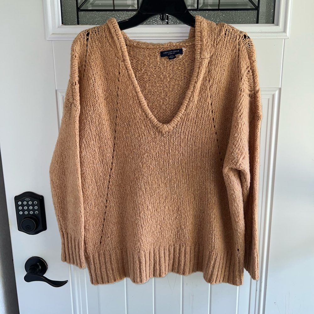American Eagle Women's Tan Sweater